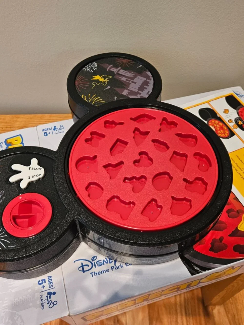 Disney Parks Perfection Game-Barely Used